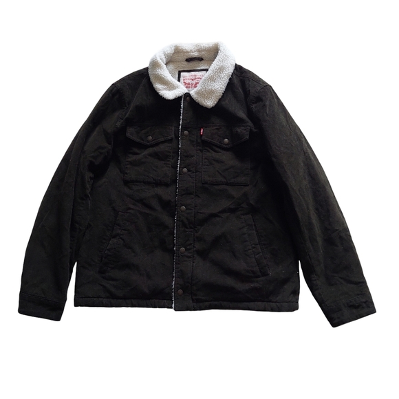 [SOLD] Unisex Levi's Vintage Corduroy Jacket with Sherpa Lining - Picture 2 of 12